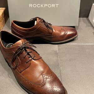 Rockport Brown Leather Oxfords with Wingtip Design